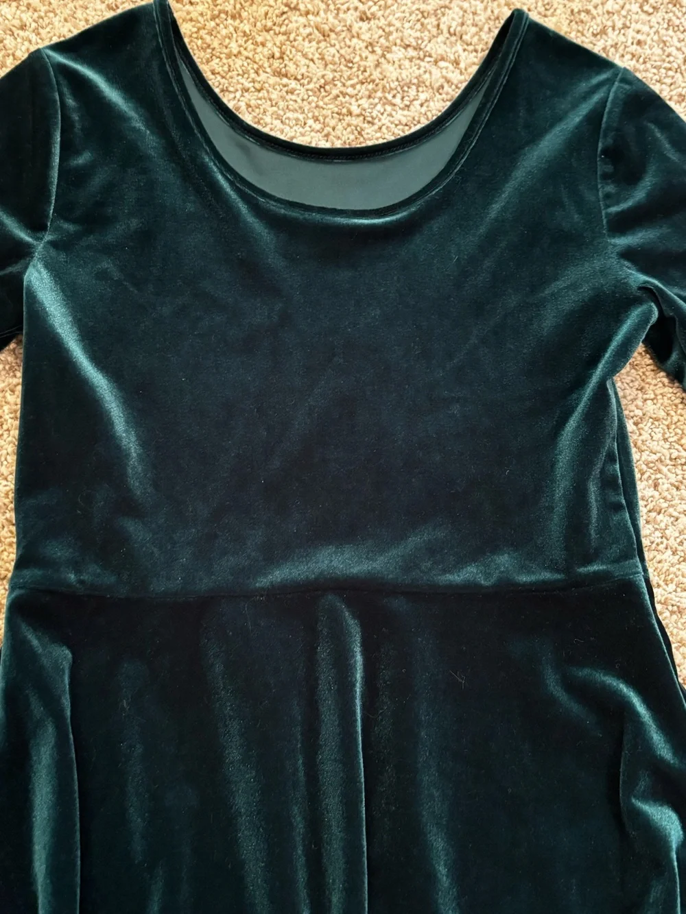 CHILDREN’S PLACE Velour dress. Size M.